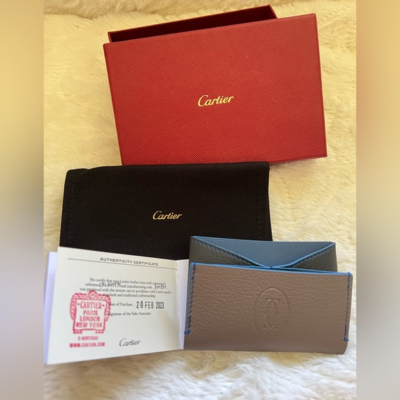 💯 Authentic 🫶🏻 Cartier Leather Card Holder - Picture 3 of 7